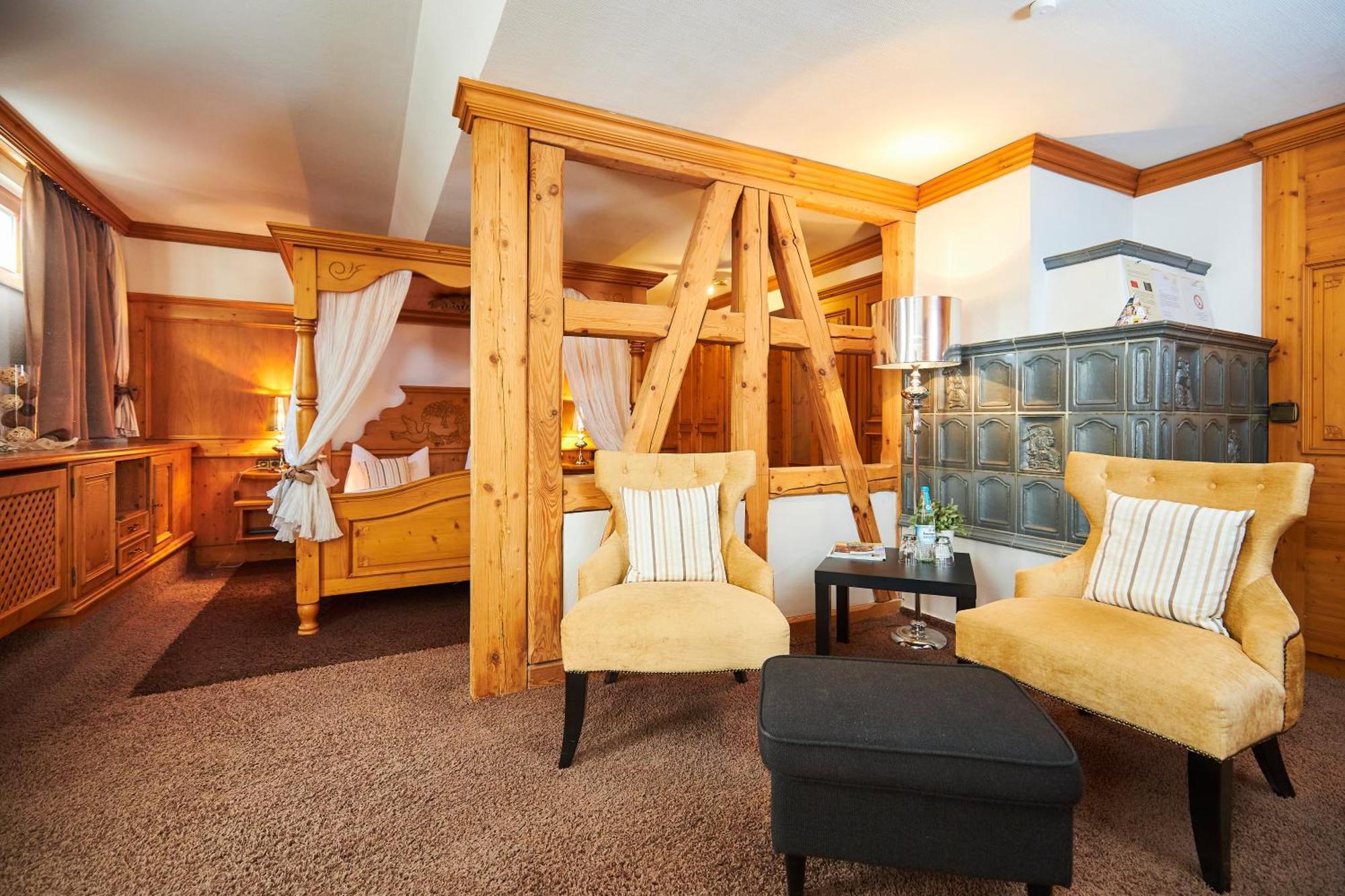 Flair Hotel Vier Jahreszeiten Bad Urach Eksteriør bilde